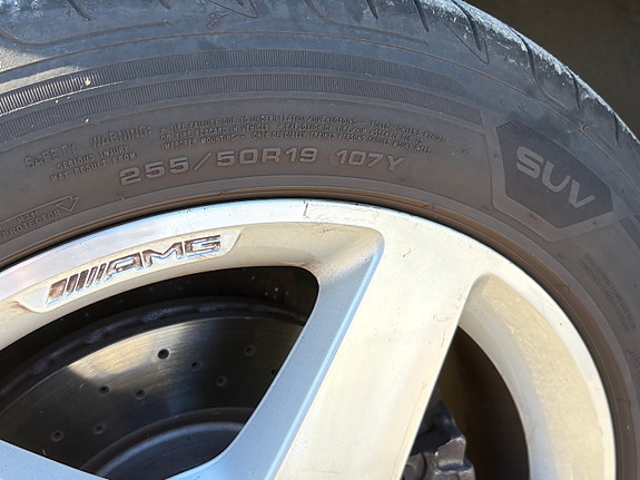 Mercedes-Benz ML350 14 of 18
