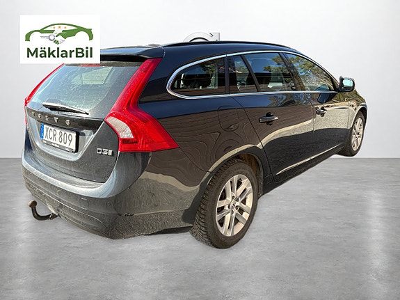 Volvo V60 4 of 9