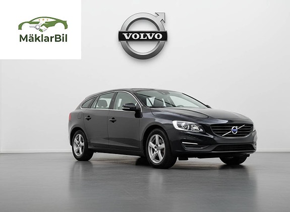 Volvo V60 2 of 9