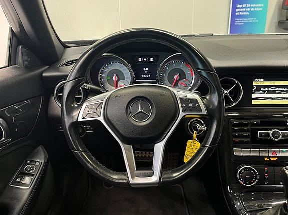 Mercedes-Benz SLK200 21 of 30