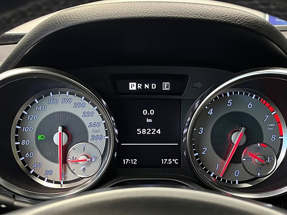 Mercedes-Benz SLK200 22 of 30