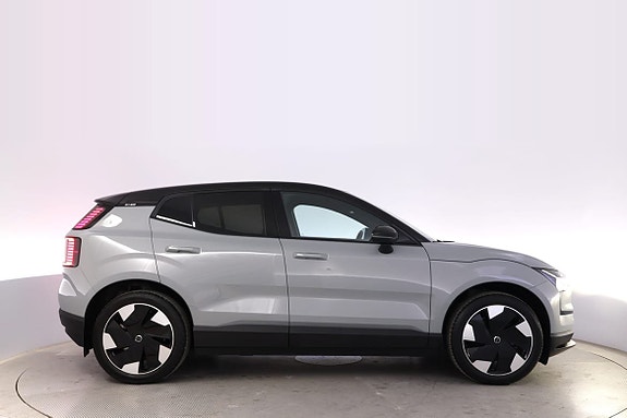Volvo EX30 5 of 16