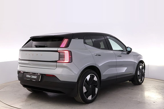 Volvo EX30 4 of 16