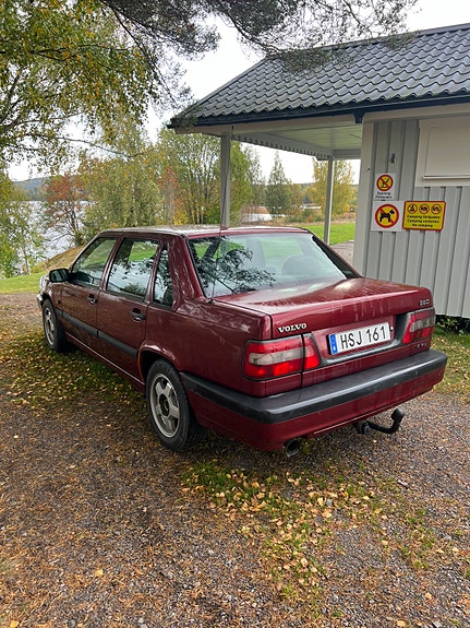 Volvo 850 4 of 6