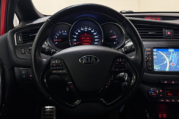Kia Ceed 12 of 30