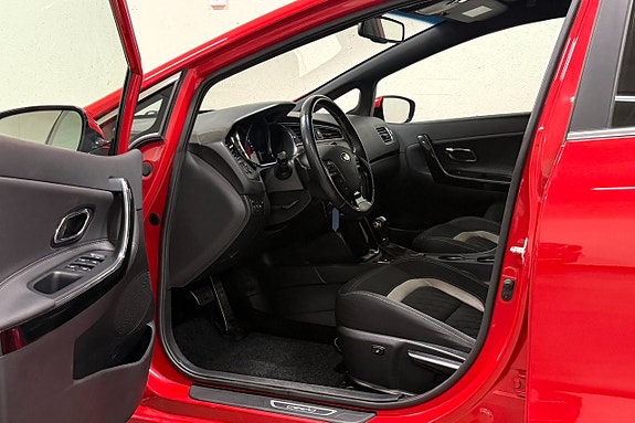 Kia Ceed 7 of 30