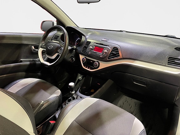 Kia Picanto 6 of 9