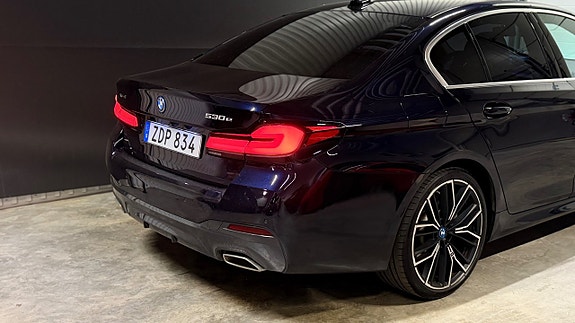 BMW 530e 12 of 30