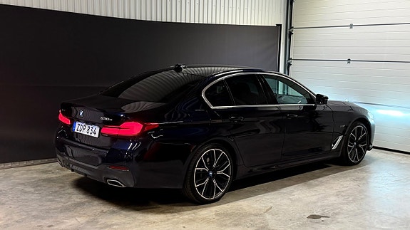 BMW 530e 11 of 30