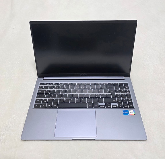 Product image 1 of 9