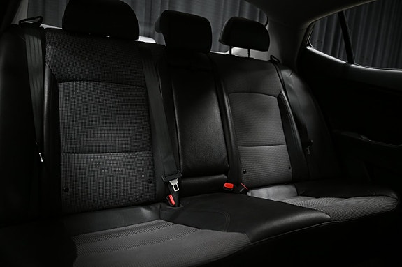 Kia Optima 16 of 25