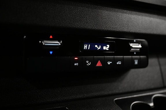 Mercedes-Benz Sprinter 317 22 of 30