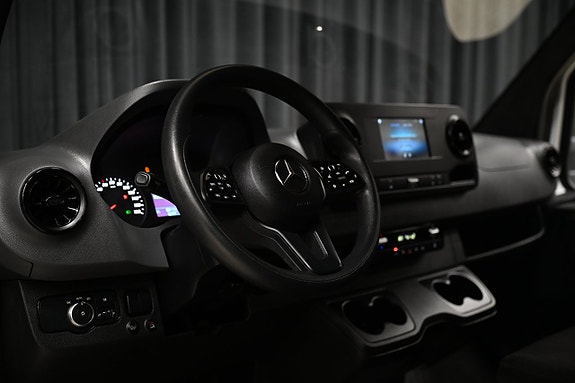 Mercedes-Benz Sprinter 317 16 of 30