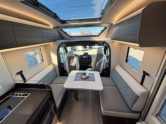 Adria Coral Supreme MB 670 DL Långbäddar - Face 2 Face - Alde - Mercedes - Härlig lyx 15 of 24