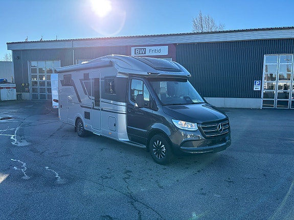 Adria Coral Supreme MB 670 DL Långbäddar - Face 2 Face - Alde - Mercedes - Härlig lyx 2 of 24
