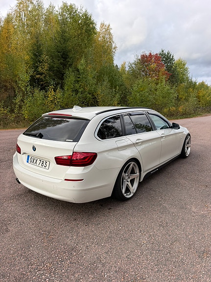 BMW 520d 3 of 6