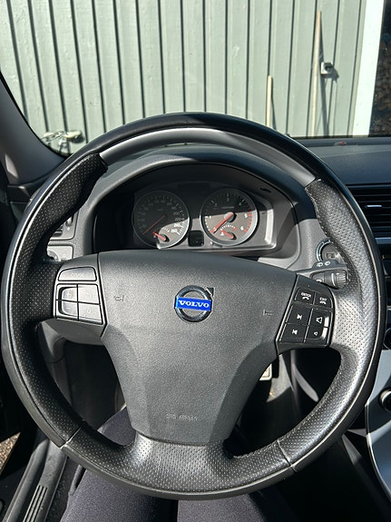 Volvo V50 5 of 9