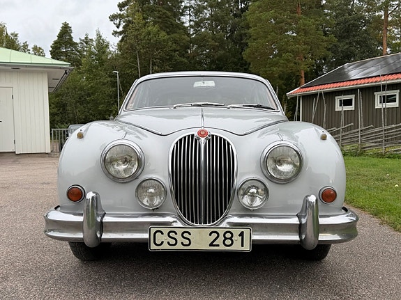 Jaguar Mark 2 7 of 30