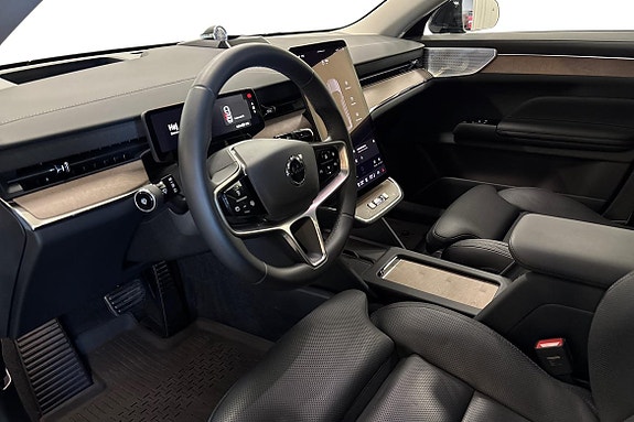 Volvo ES90 8 of 21