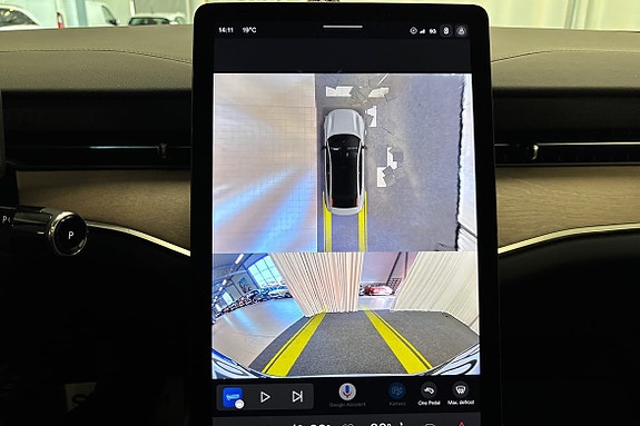 Volvo ES90 17 of 21