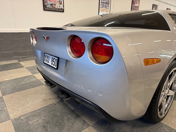 Chevrolet Corvette 15 of 29