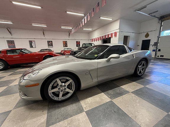 Chevrolet Corvette 6 of 29