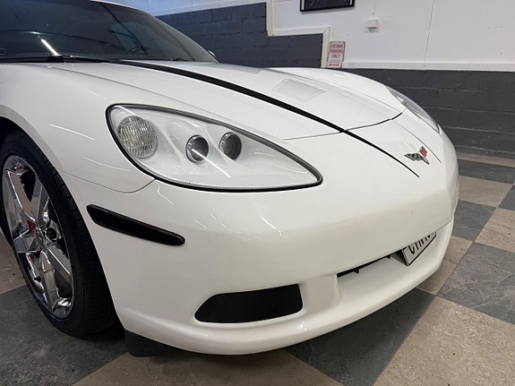 Chevrolet Corvette 15 of 28