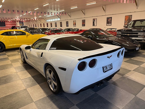 Chevrolet Corvette 8 of 28