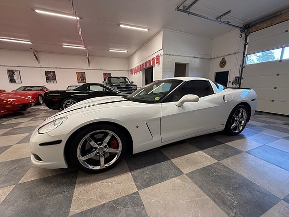 Chevrolet Corvette 6 of 28