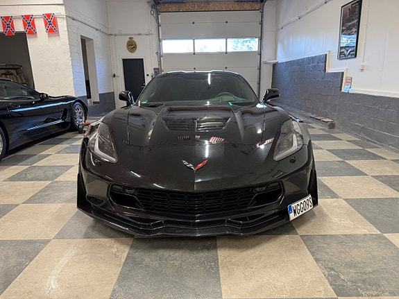 Chevrolet Corvette 5 of 30