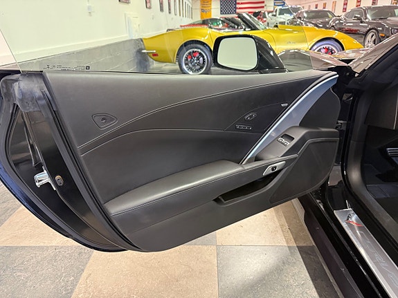 Chevrolet Corvette 22 of 30