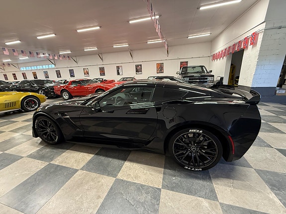 Chevrolet Corvette 8 of 30