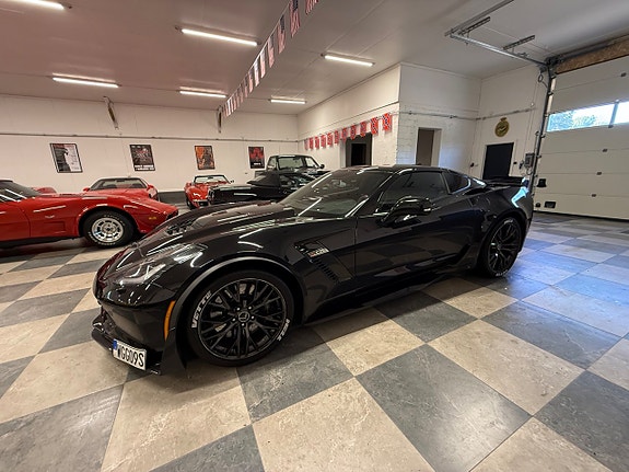 Chevrolet Corvette 7 of 30