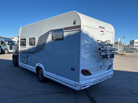Knaus L!ve Wave 700 MEG Platinum Selection Långbäddar - Taksäng  - Alde - Automat - Cykelställ 5 of 24