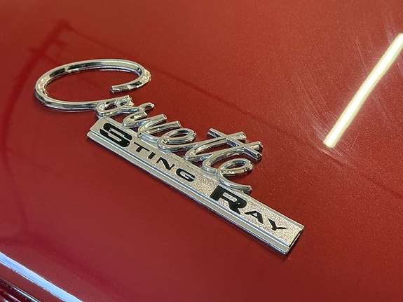 Chevrolet Corvette 19 of 30