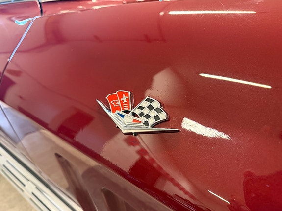 Chevrolet Corvette 21 of 30