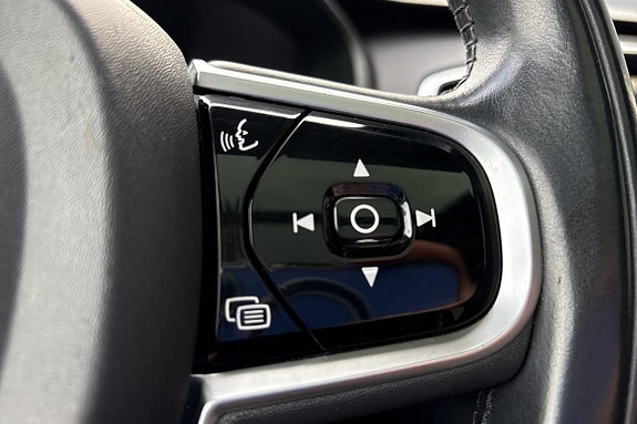 Volvo XC90 21 of 30