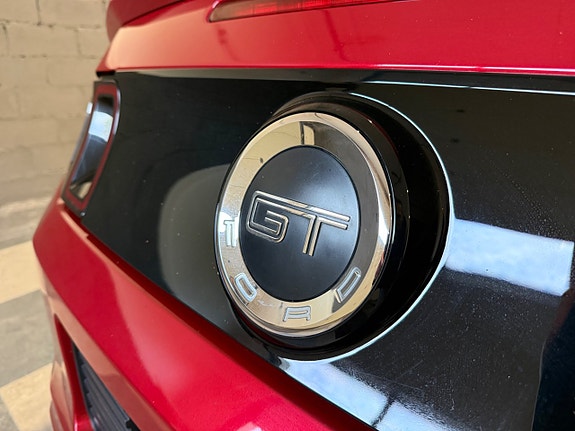 Ford Mustang 23 of 30