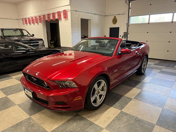 Ford Mustang 6 of 30