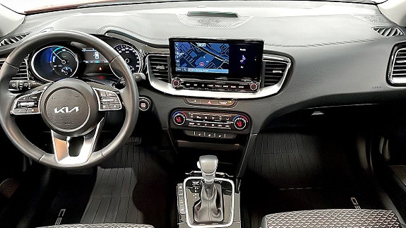 Kia Ceed 4 of 9