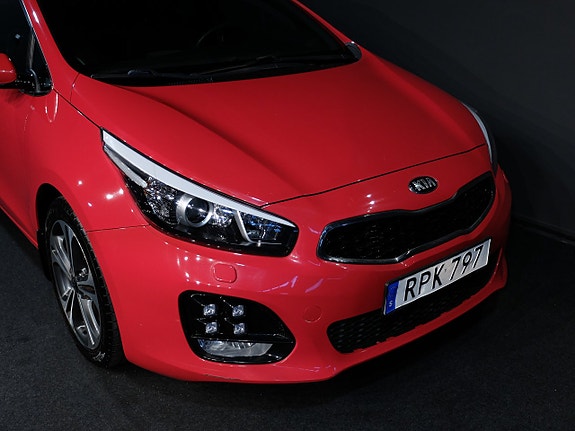 Kia Ceed 5 of 9