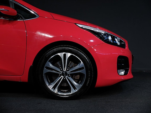 Kia Ceed 4 of 9