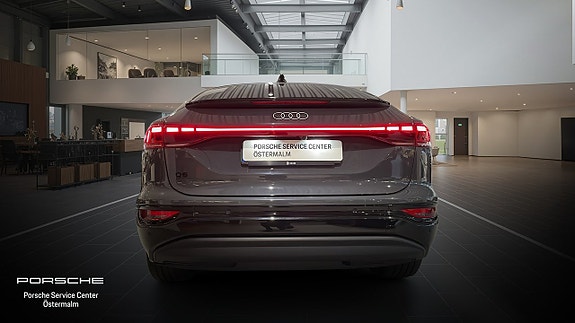 Audi Q6 e-tron 8 of 17
