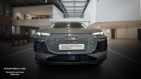 Audi Q6 e-tron 7 of 17