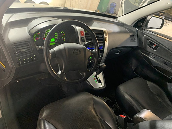 Hyundai Tucson 10 of 27
