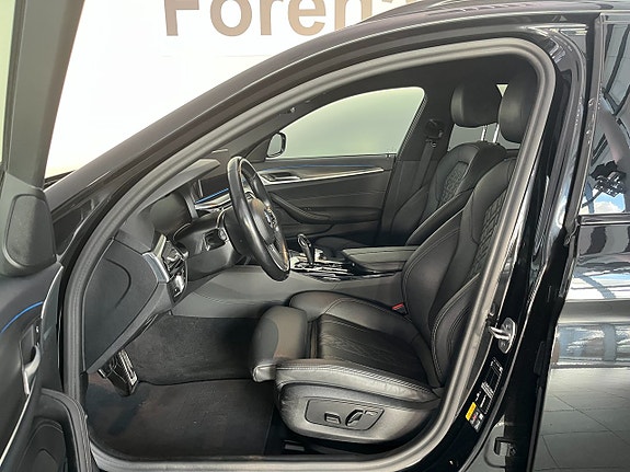 BMW 530e 5 of 14