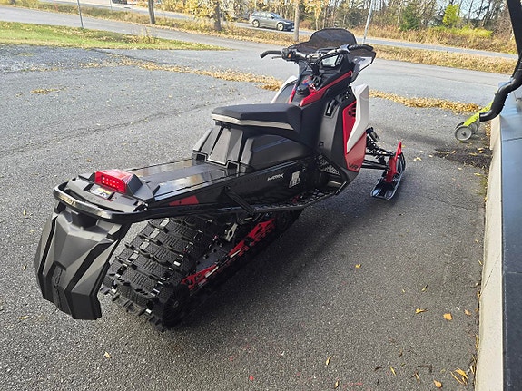 Polaris 650 Indy VR1 137 -21 4 of 4