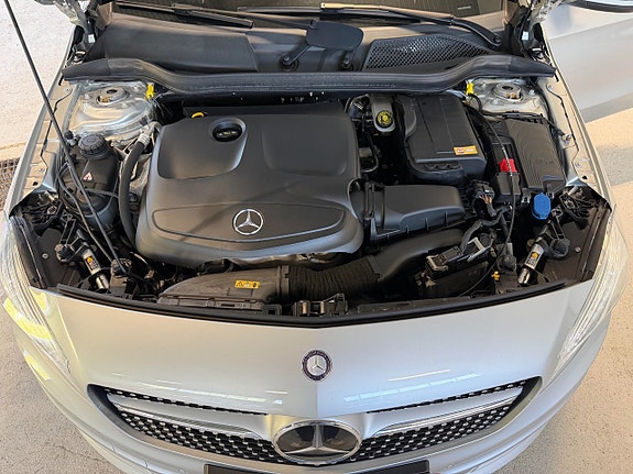 Mercedes-Benz A250 9 of 19