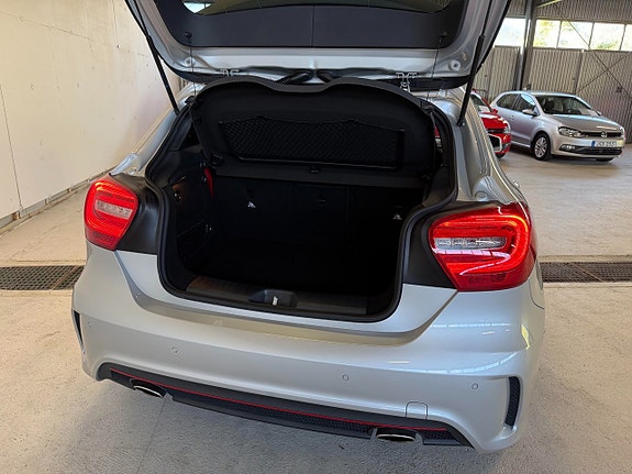 Mercedes-Benz A250 13 of 19