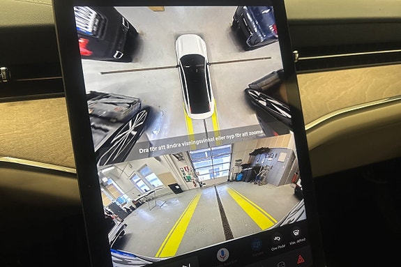 Volvo ES90 17 of 24